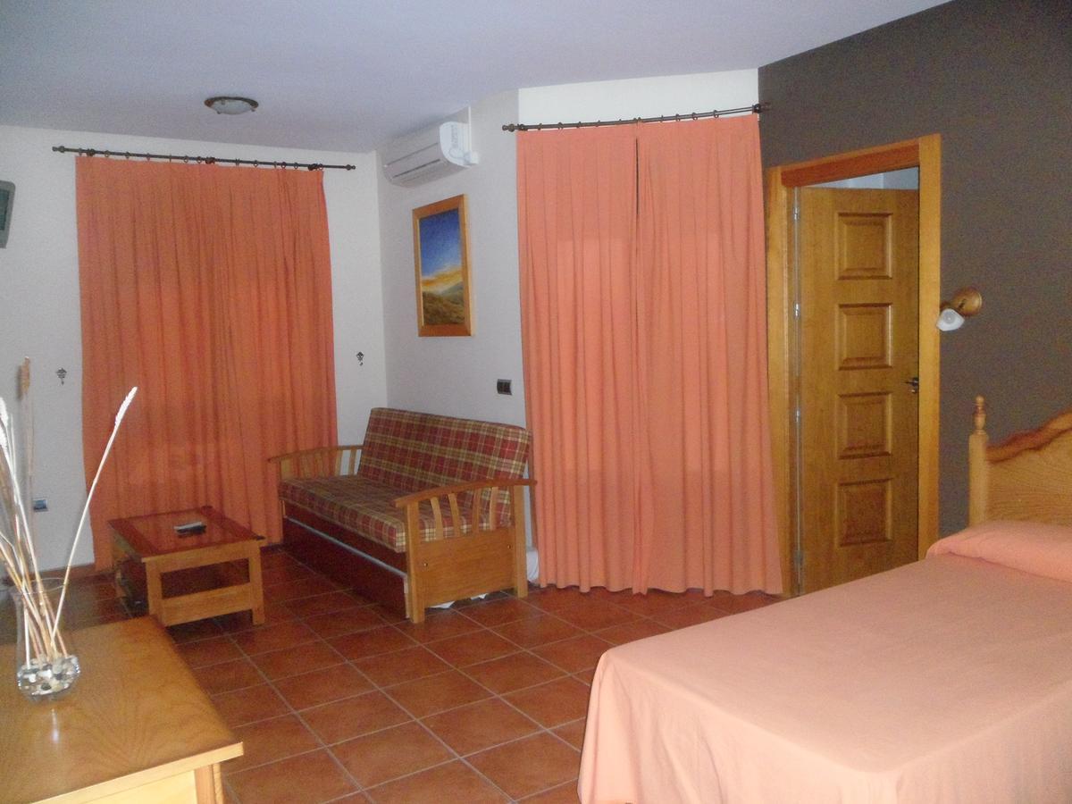 Hotel Rural La Encina Almadén Buitenkant foto