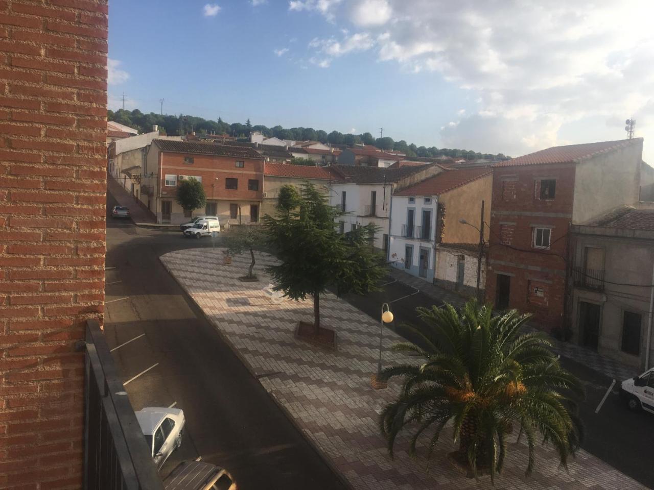 Hotel Rural La Encina Almadén Buitenkant foto